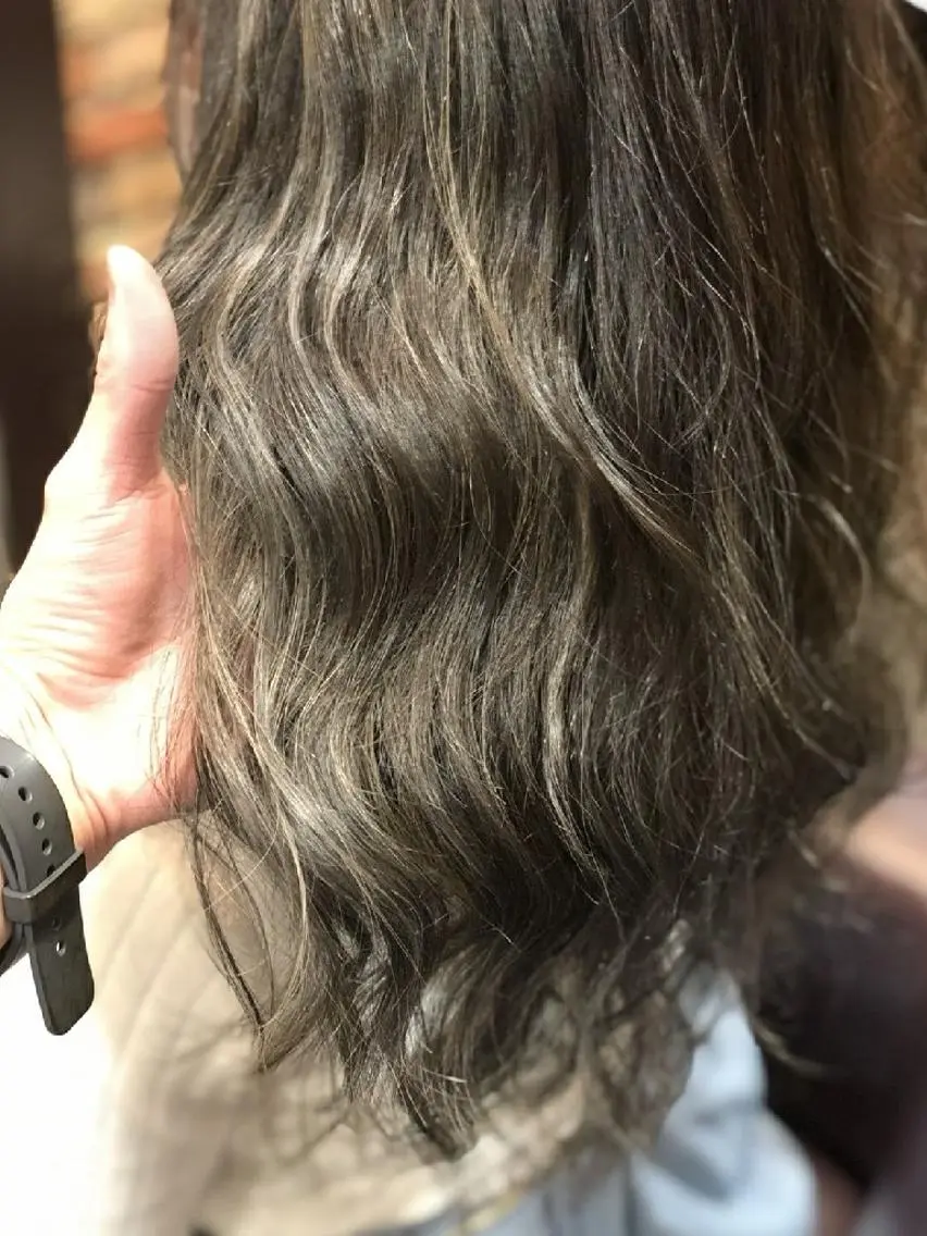 カラー ロング 辻 竜也　のヘアスタイル