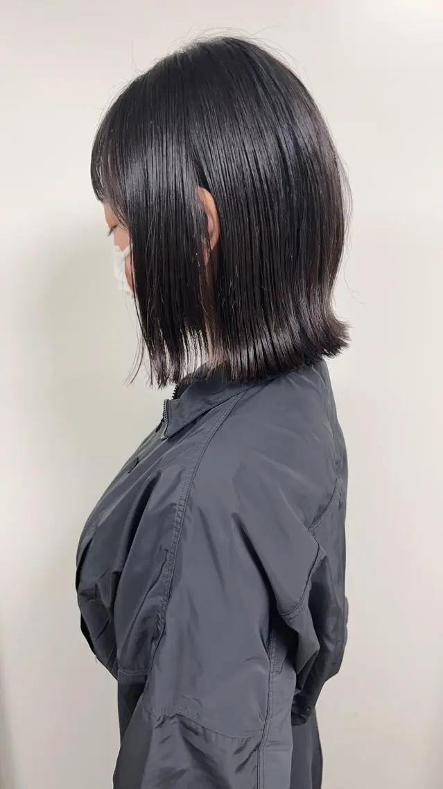ミディアム 松岡彩華 ボブ /グレージュのヘアスタイル