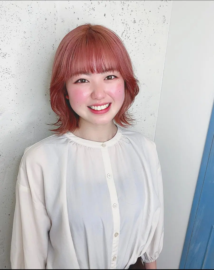 ショート カラー 透明感ハイトーン🦄 キラ🌈のヘアスタイル