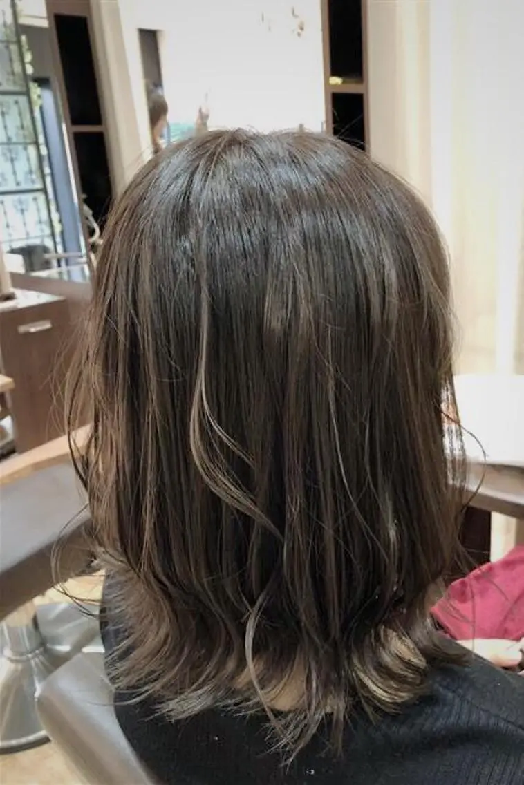 ミディアム 反橋 聖のヘアスタイル