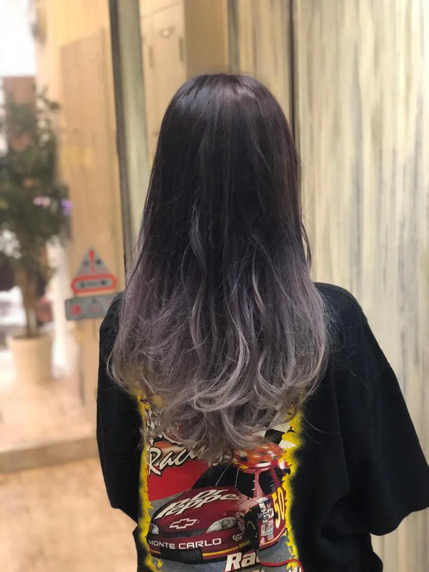 ロング カラー カット ヘアカラー トリートメント ブリーチ特化 梅田本多翔のヘアスタイル