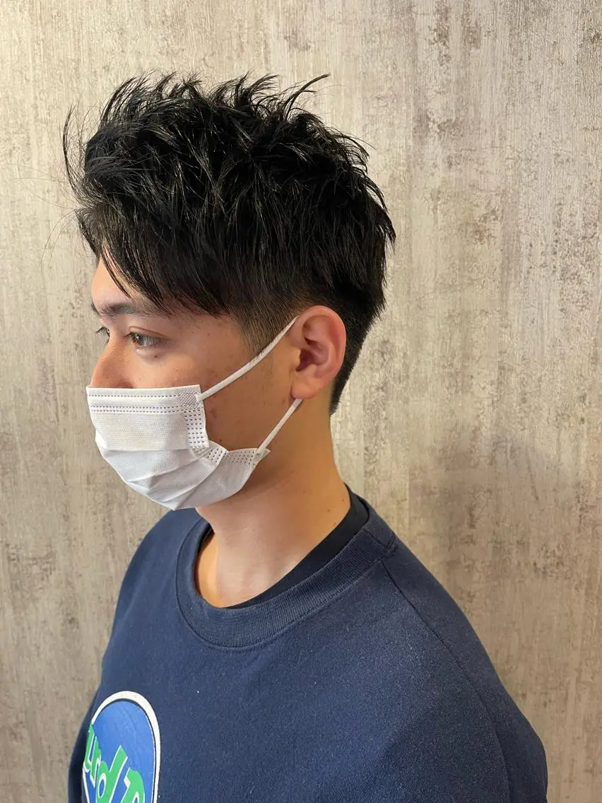 ショート メンズ ツーブロック カット 川崎 龍馬のヘアスタイル