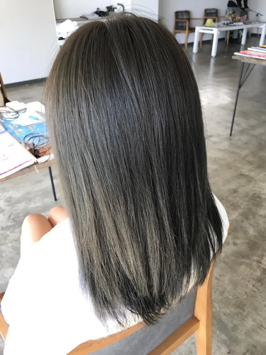 ミディアム セミロング ロング カラー 🌈ディレクター🌈 徳松優希のヘアスタイル