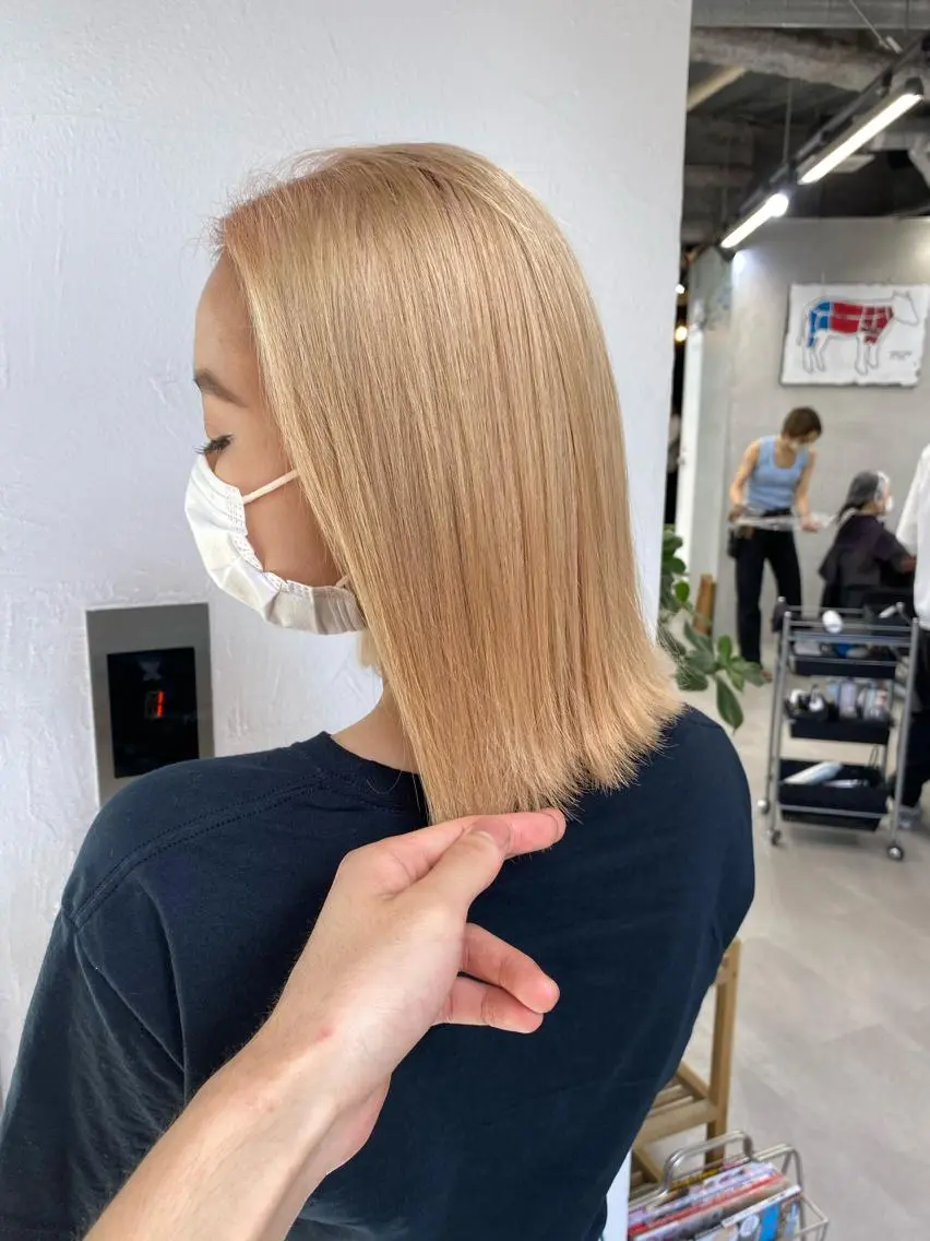 ミディアム カラー ヘアアレンジ ブリーチダブルカラー ハイライト/山本喜熙のヘアスタイル