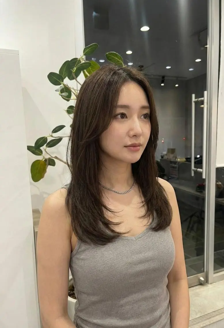 ロング tre.甲子園口店/ レイヤーカットのヘアスタイル