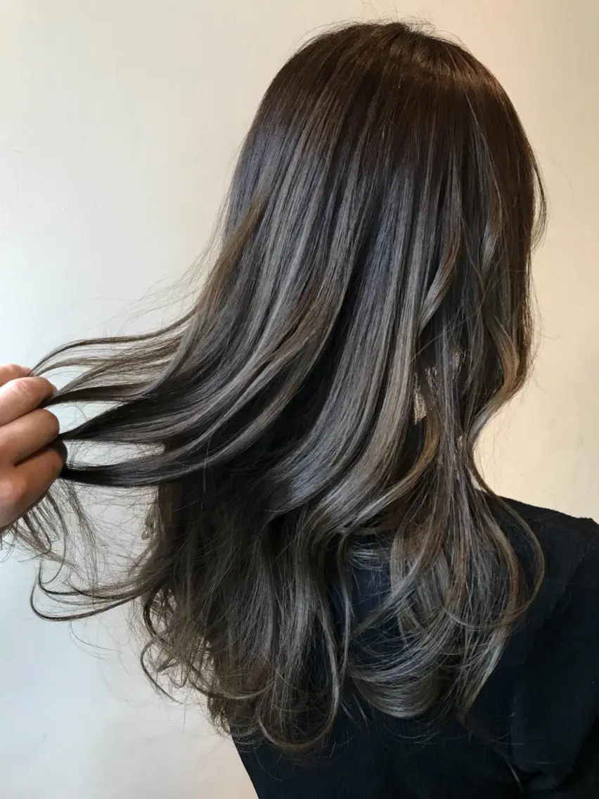 ロング カラー ヘアアレンジ アッシュ カット ヘアカラー トリートメント ヘッドスパ 小林 佳祐のヘアスタイル
