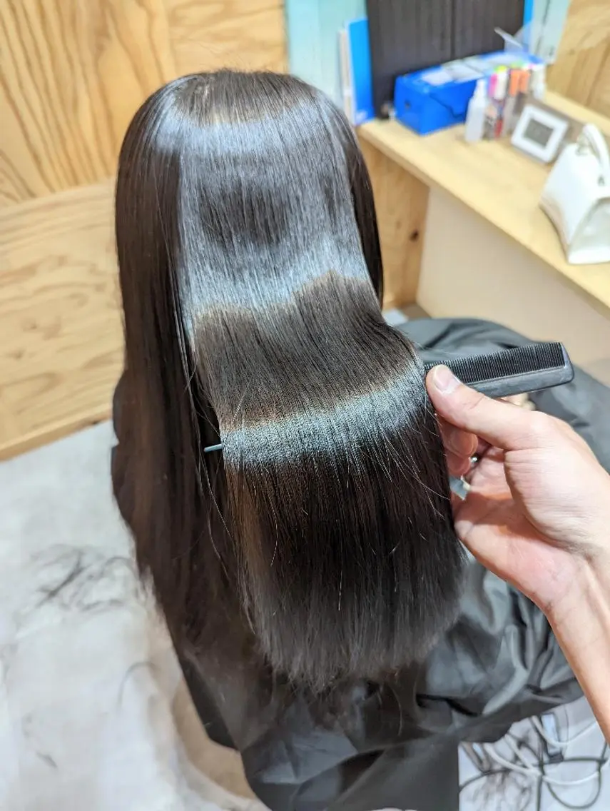 ロング カット 縮毛矯正 トリートメント 美髪矯正 キョウスケのヘアスタイル