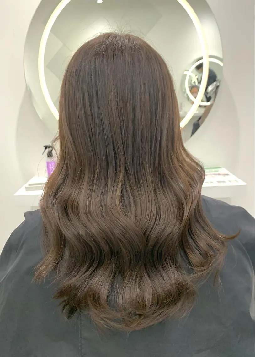 ロング ハイトーン特化サロン 💎MOCA💎のヘアスタイル