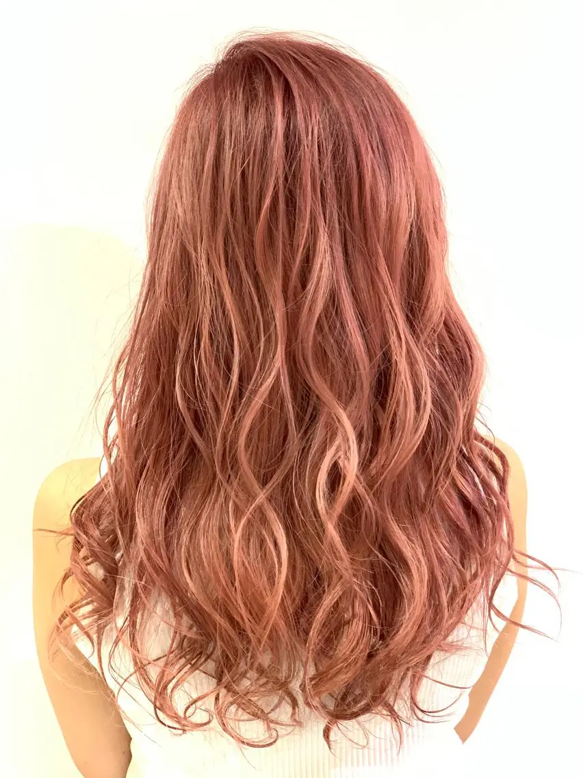 ロング カラー ピンクカラー ヘアカラー トリートメント ✂️大門 巧✂️ LAFF心斎橋店のヘアスタイル