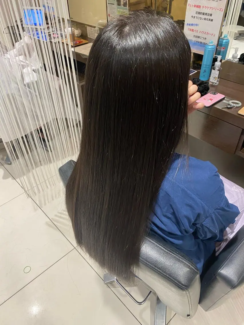 ロング カット ヘアカラー 縮毛矯正 山中 大輝のヘアスタイル