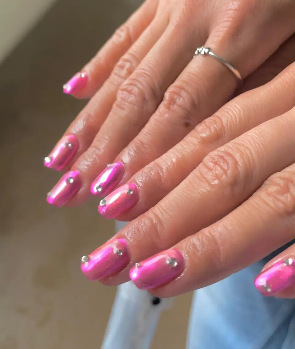 ネイル マグネットネイル ニュアンスネイル ピンク ショートネイル シンプルネイル ハンドネイル ハンドケア Ri-e's nailのネイルデザイン