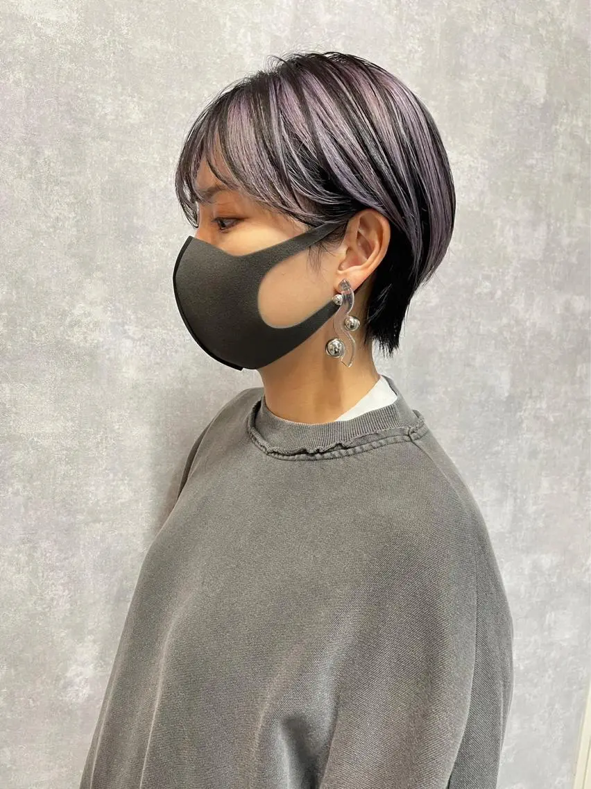 ショート 切りっぱなしボブ ショートボブ ハンサムショート 丸みショート アッシュ カット ヘアカラー トリートメント モテ髪/ボブ/ショー ト/アダチフウトのヘアスタイル