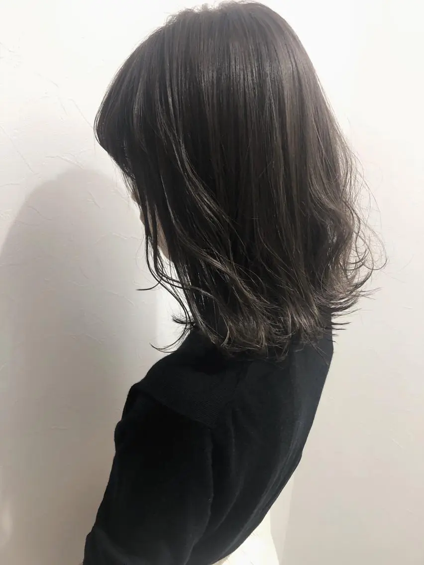 カラー ハイライトカラー イルミナカラー 夜23時まで予約🉑 reverieあきらのヘアスタイル