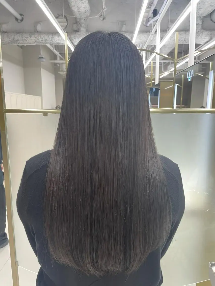 ロング カラー 透明感カラー トリートメント 小顔カット前髪 顔周りカット林亮佑のヘアスタイル
