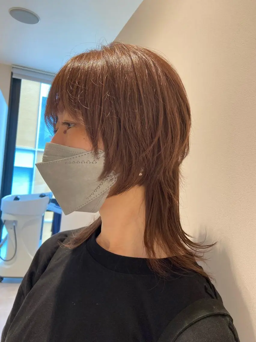 ミディアム チナツ ,のヘアスタイル