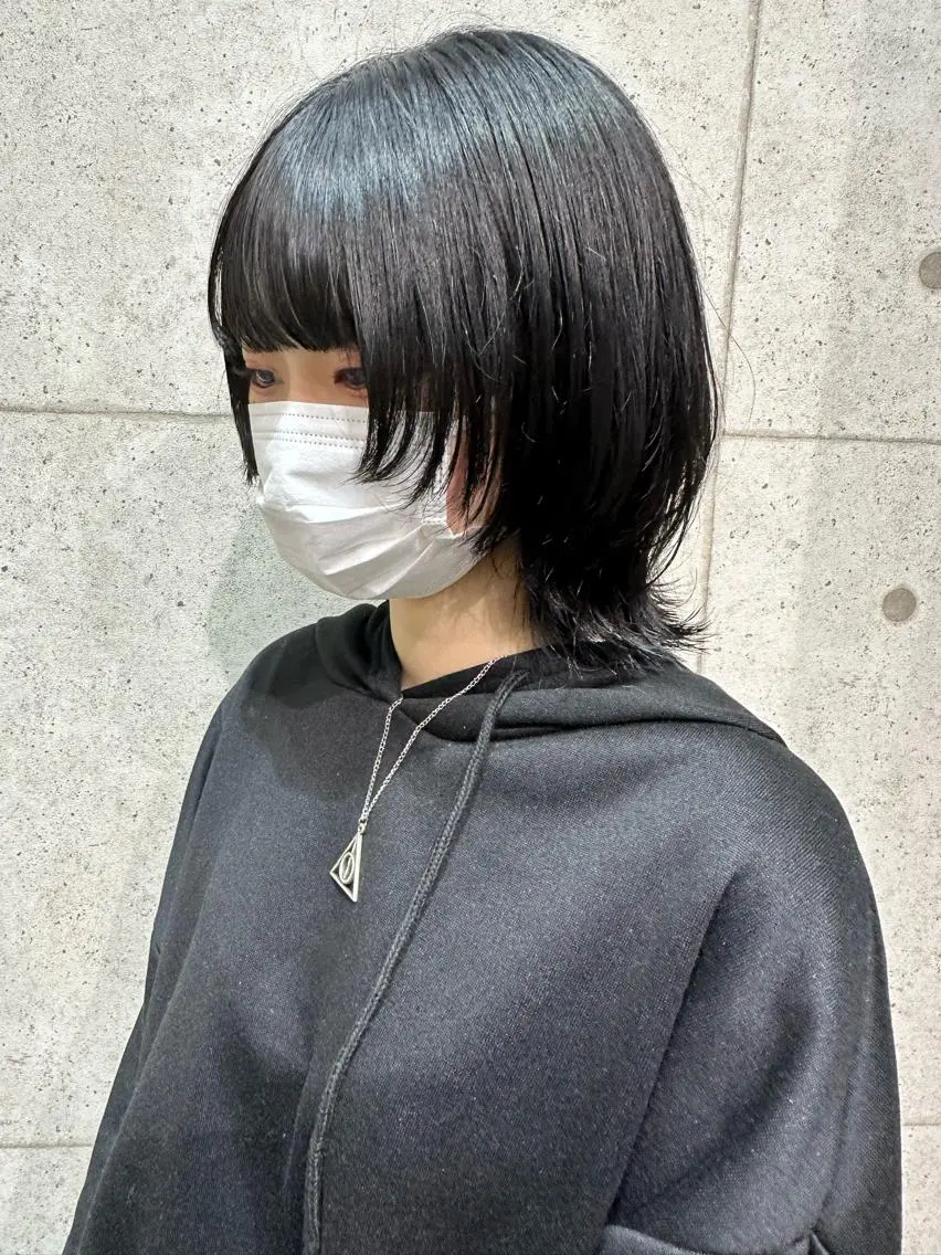 ショート カラー ウルフカット 遠藤沙也加 /レイヤーカットのヘアスタイル