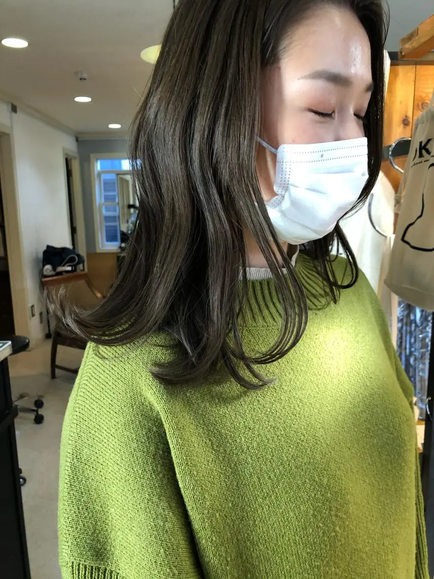 セミロング カラー eri kinjoのヘアスタイル