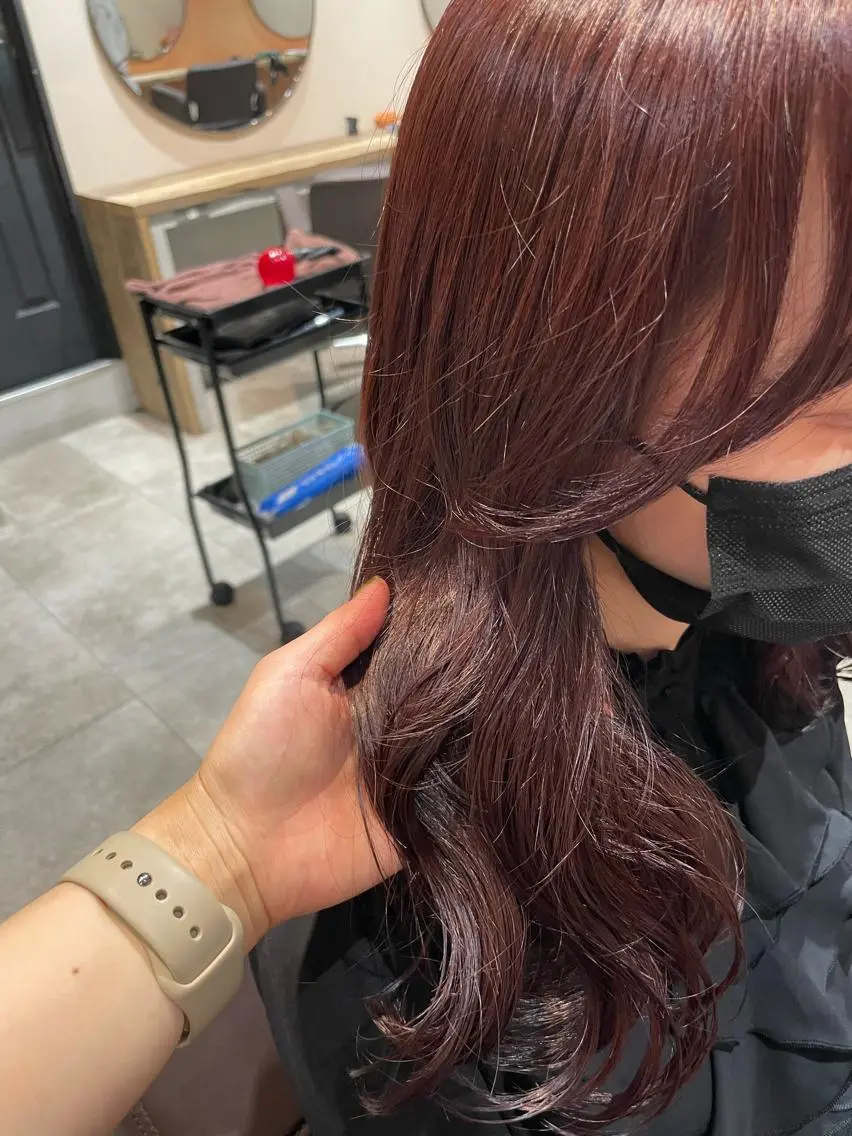 セミロング カラー カシス ピンクカラー カット ヘアカラー トリートメント 💐パーソナルカラー /市橋加菜💐のヘアスタイル