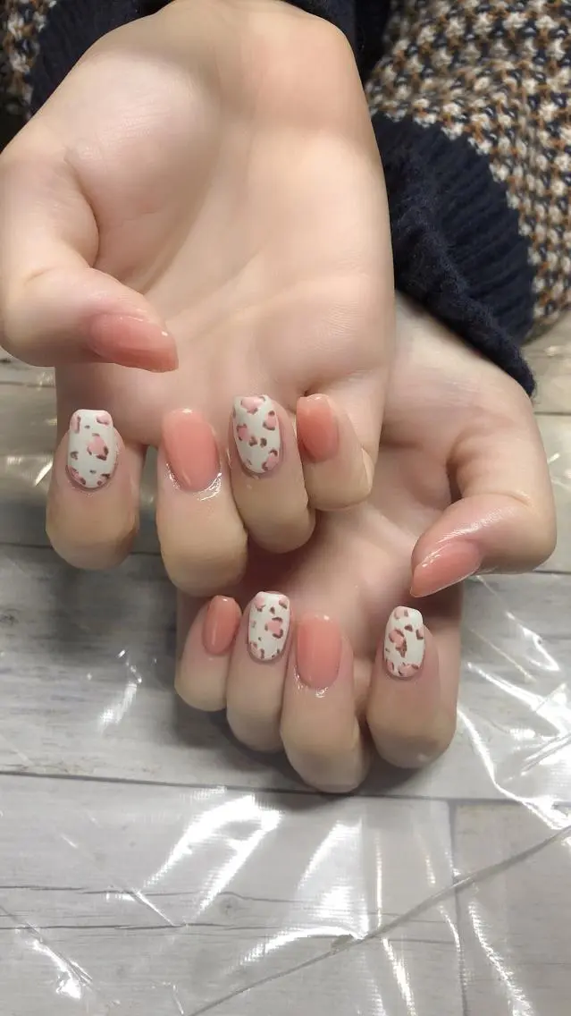 ネイル マットネイル ✨アン ミユ✨のネイルデザイン