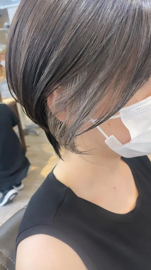 ショート ヘアカラー トリートメント ウルフカット/ボブ りなのヘアスタイル