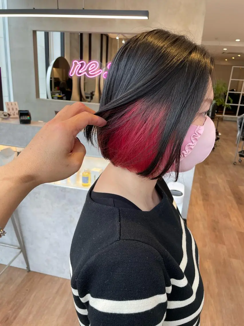 ショート カラー ピンクカラー yoshi （髙橋）のヘアスタイル