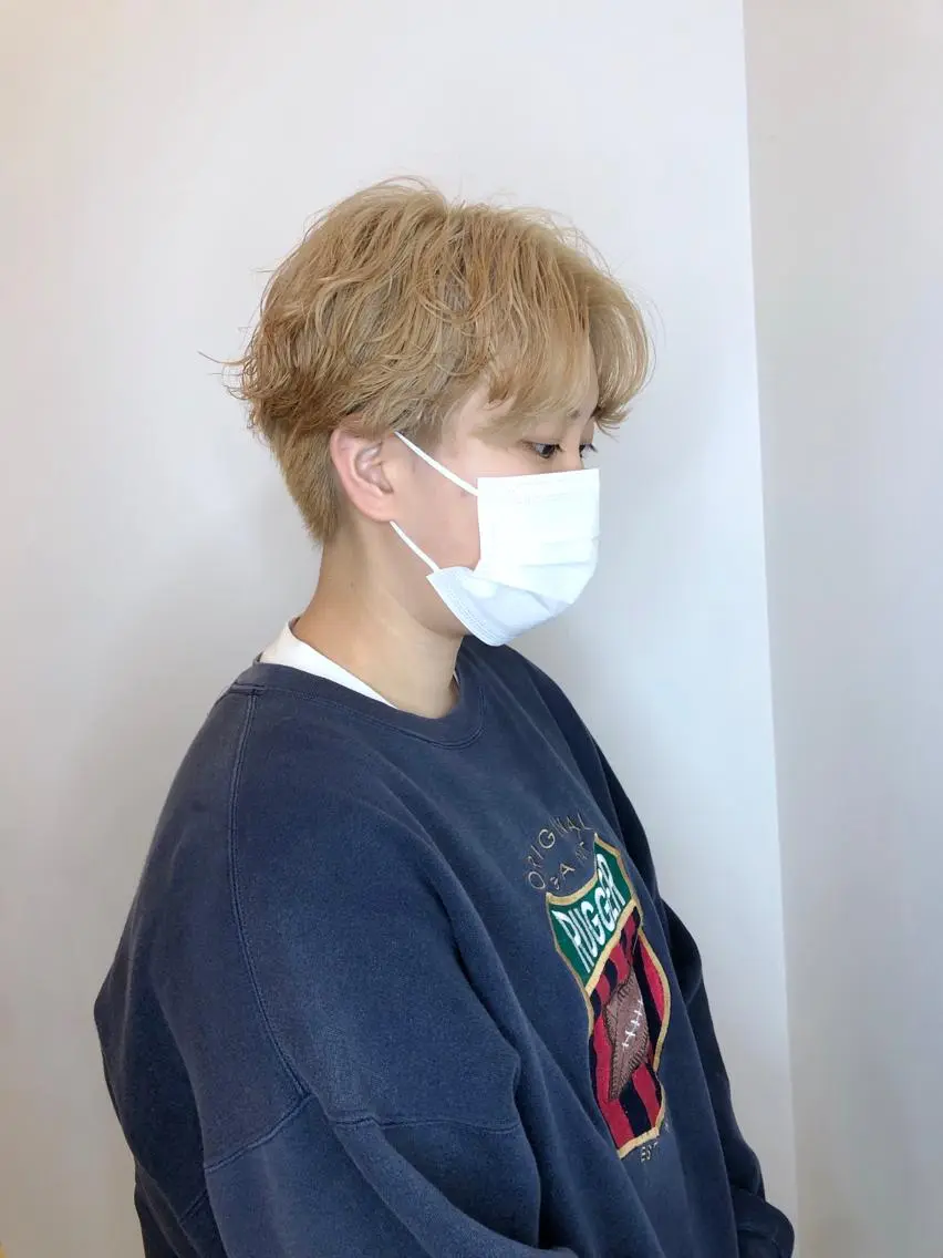 ショート カラー ブリーチ ブロンド 外国人風カラー カット ヘアカラー トリートメント ヘアセット ☕️ベージュカラー 内藤光哉☕️のヘアスタイル