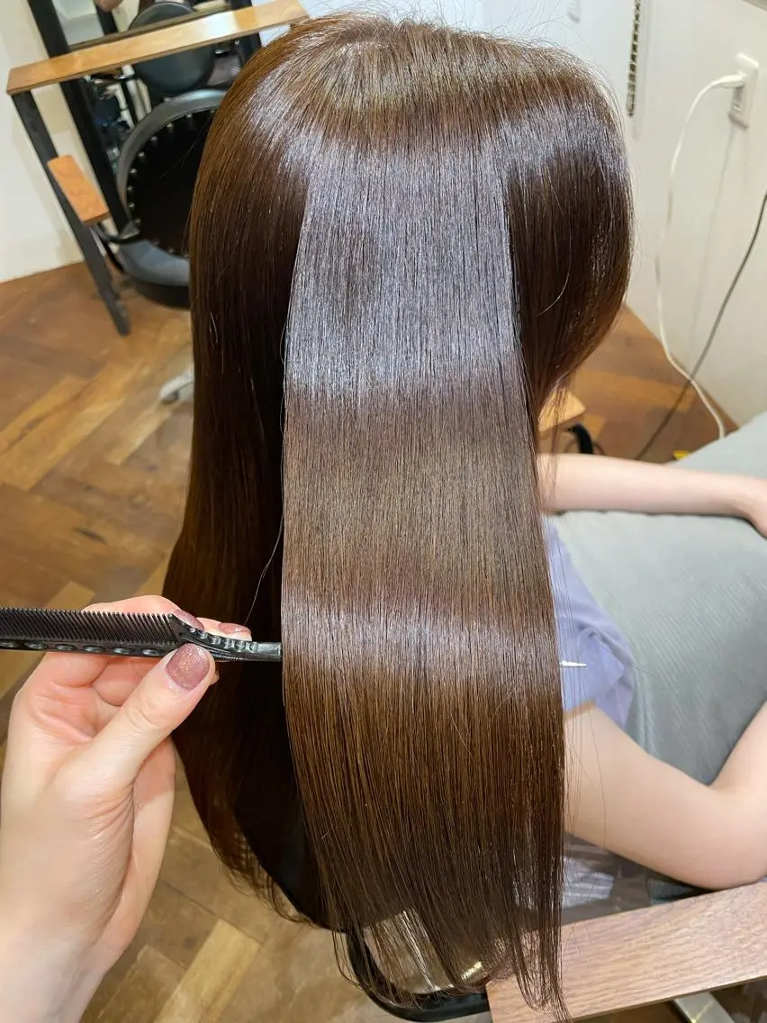 ロング カラー トリートメント トリートメント 顔まわりカット✨艶髪 ✨髪質改善✨伴響佳のヘアスタイル