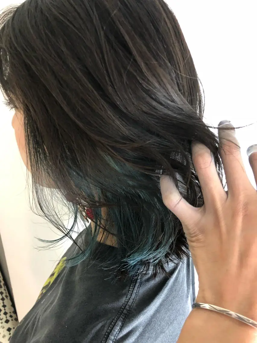 ショート カラー ブルーカラー 原宿サロン代表 デザインカラー伊藤卓のヘアスタイル