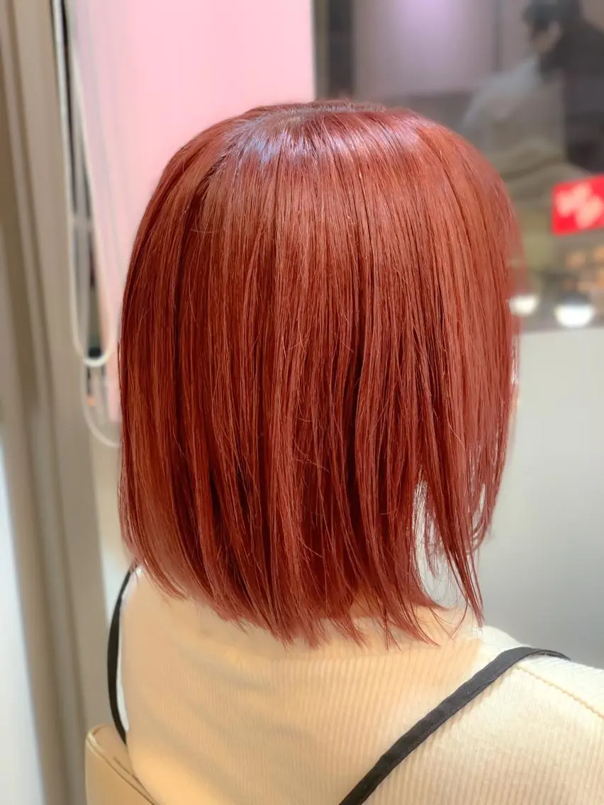 ミディアム カラー ブリーチ ピンクカラー 髪質改善 大間 礼真のヘアスタイル