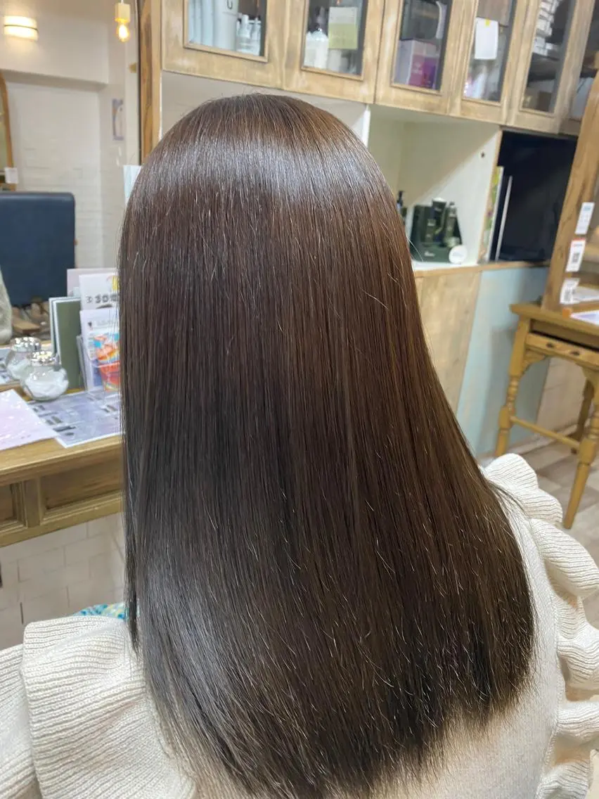 セミロング 髪質改善✨ 角谷　勇のヘアスタイル