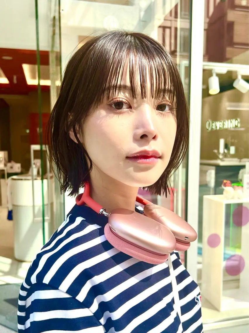 ミディアム カラー グレージュ ボブ カット ヘアカラー トリートメント レイヤー専門家 ダブルカラー修のヘアスタイル