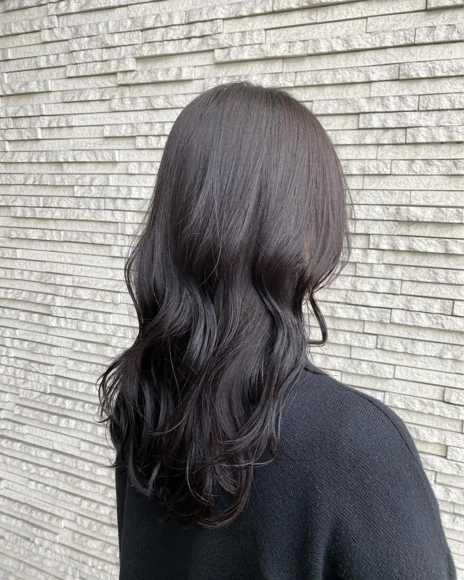 ロング 大形 誉のヘアスタイル