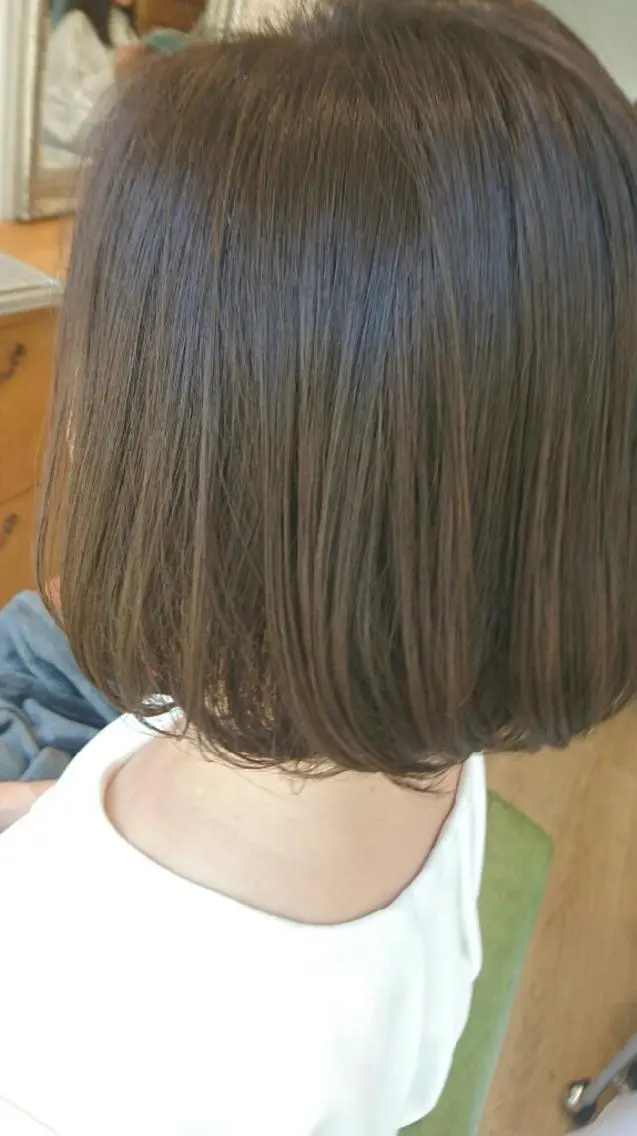 ミディアム カラー ボブ 山形 光輪子のヘアスタイル