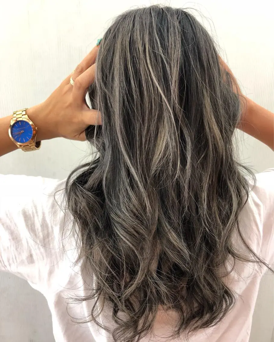ロング カラー ハイライトカラー ハイライト 海外風レイヤーカット 👑店長 平松 由のヘアスタイル