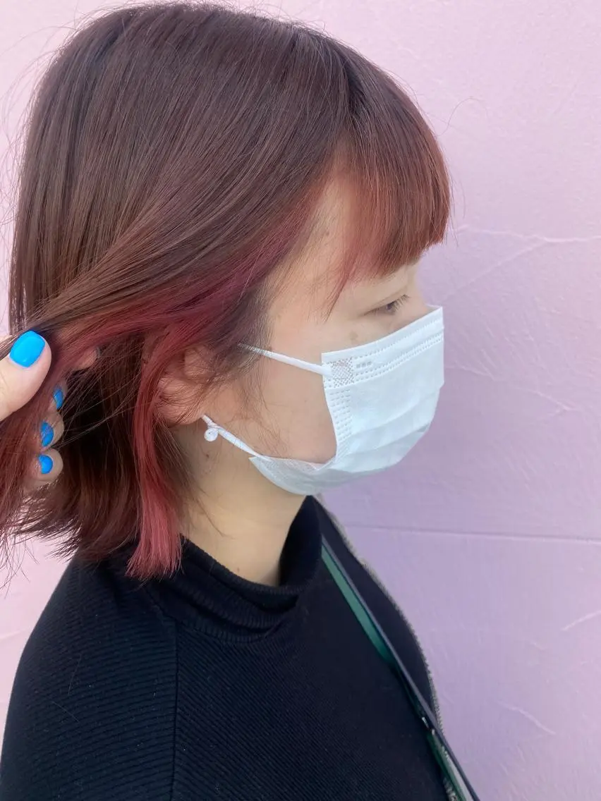 ショート カラー ヘアアレンジ 切りっぱなしボブ ブリーチ ブルーカラー デザインカラー インナーカラー 似合わせレイヤー/ Wカラー🧸こころのヘアスタイル