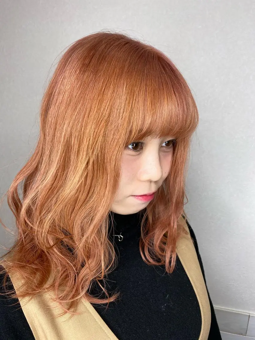 セミロング カラー ハイトーンカラー オレンジ カラー特化サロン茶屋 町Furukuboのヘアスタイル