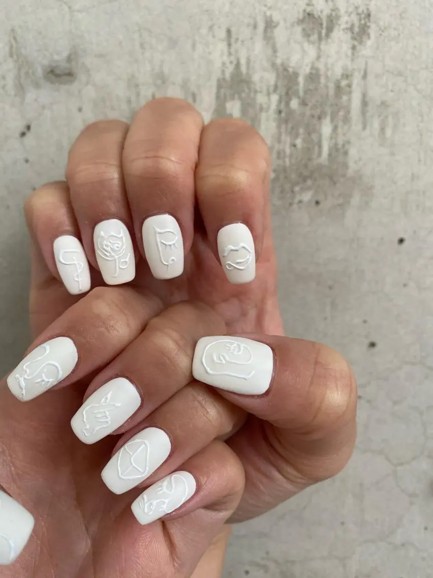 ネイル 持ち込み ニュアンスネイル ホワイト Charme. NOBUKOのネイルデザイン