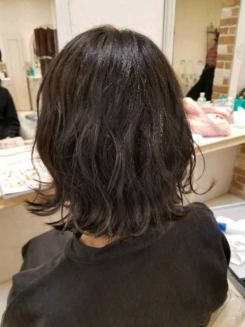 カラー カット ヘアカラー トリートメント SHIRATORI MITSUKIのヘアスタイル
