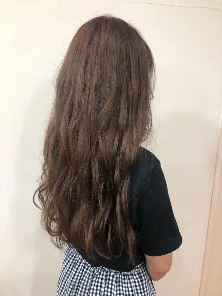 ロング ロング 渡辺 リオのヘアスタイル