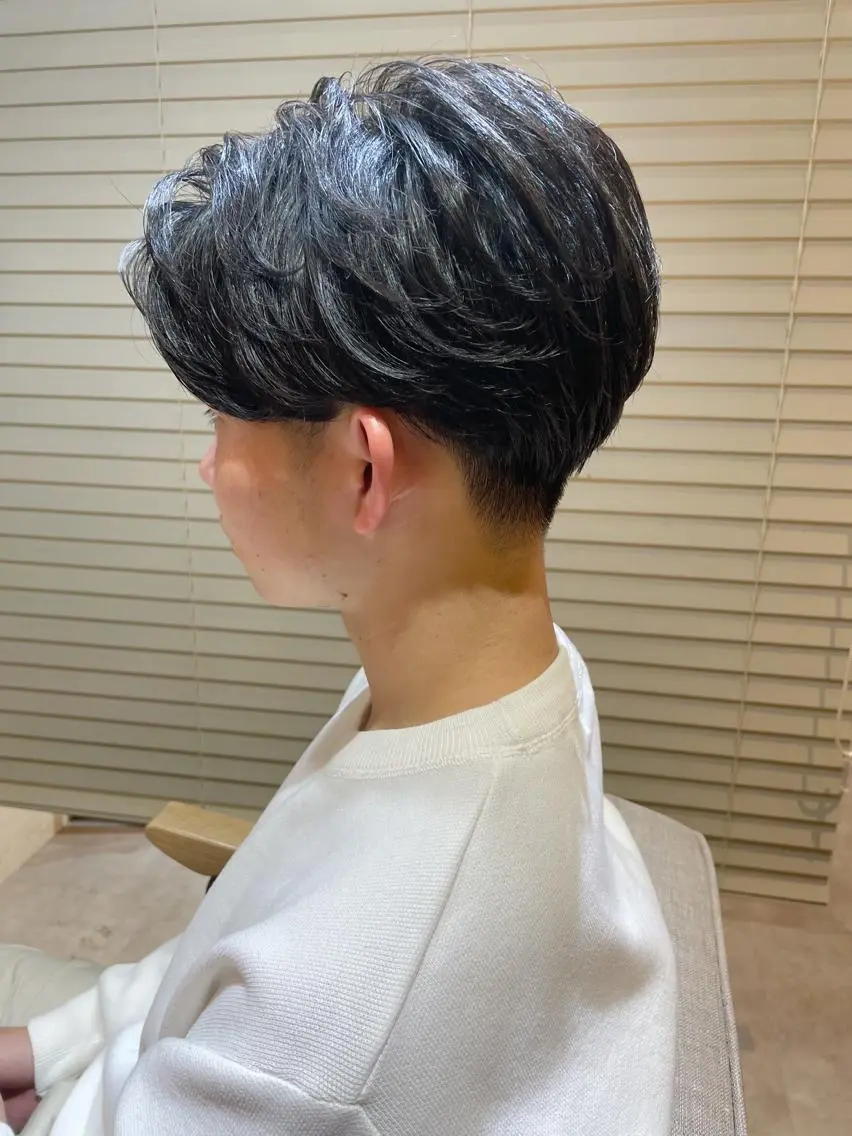 ショート パーマ メンズ メンズパーマ ニュアンスパーマ カット パーマ 瀬川 雄太のヘアスタイル