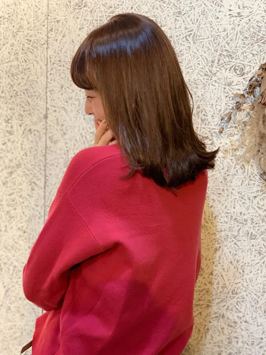 セミロング カラー 藤田 衣子のヘアスタイル