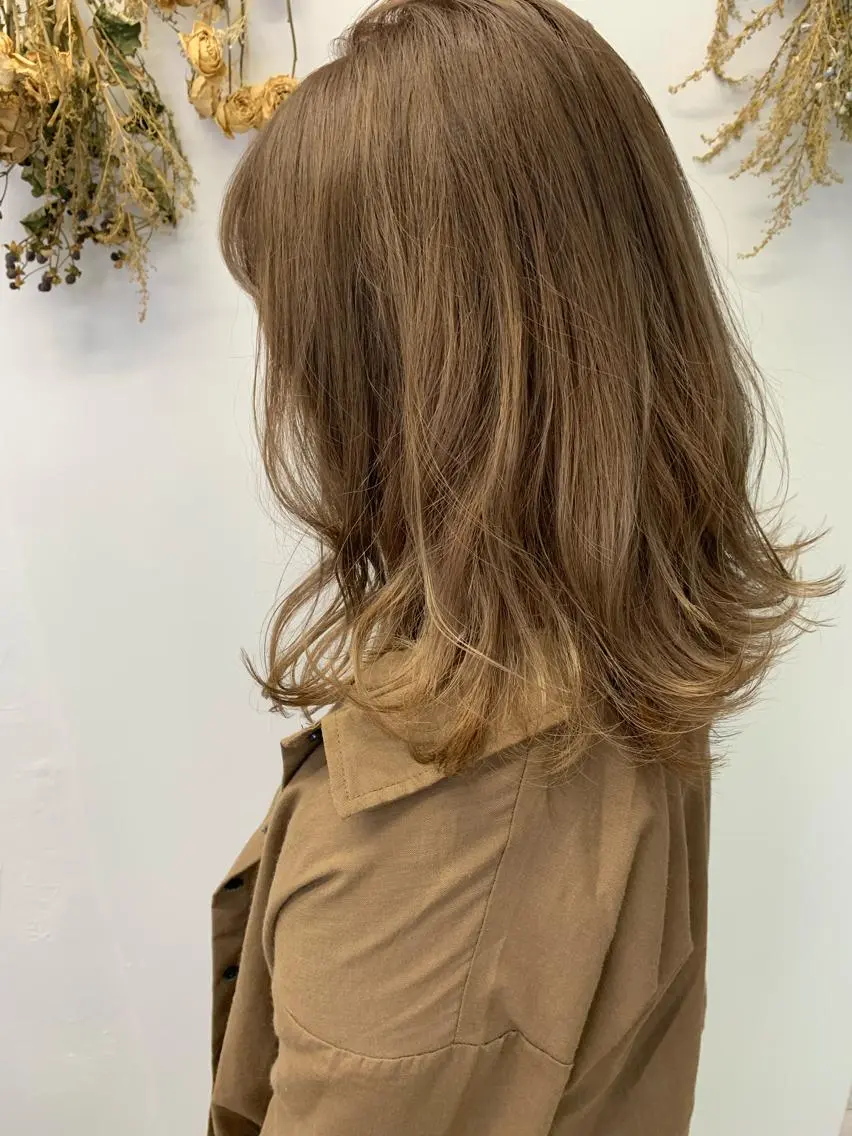 ミディアム ヘアカラー トリートメント newi 京橋 【yuuki】のヘアスタイル
