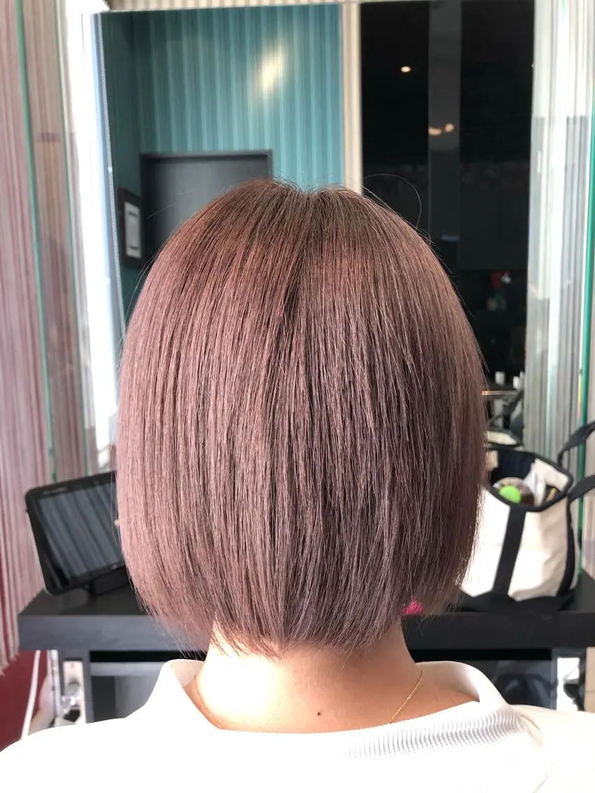 ショート カラー ヘアアレンジ グレージュ ピンクカラー ヘアカラー トリートメント 大塚 貴之のヘアスタイル