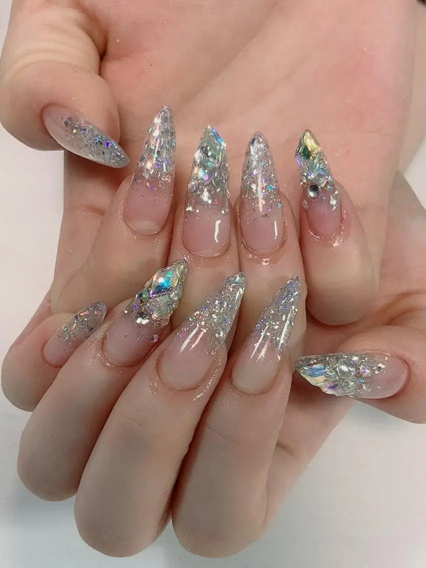 ネイル ･:*+.✳︎˚✧₊ MAKI NAILのネイルデザイン