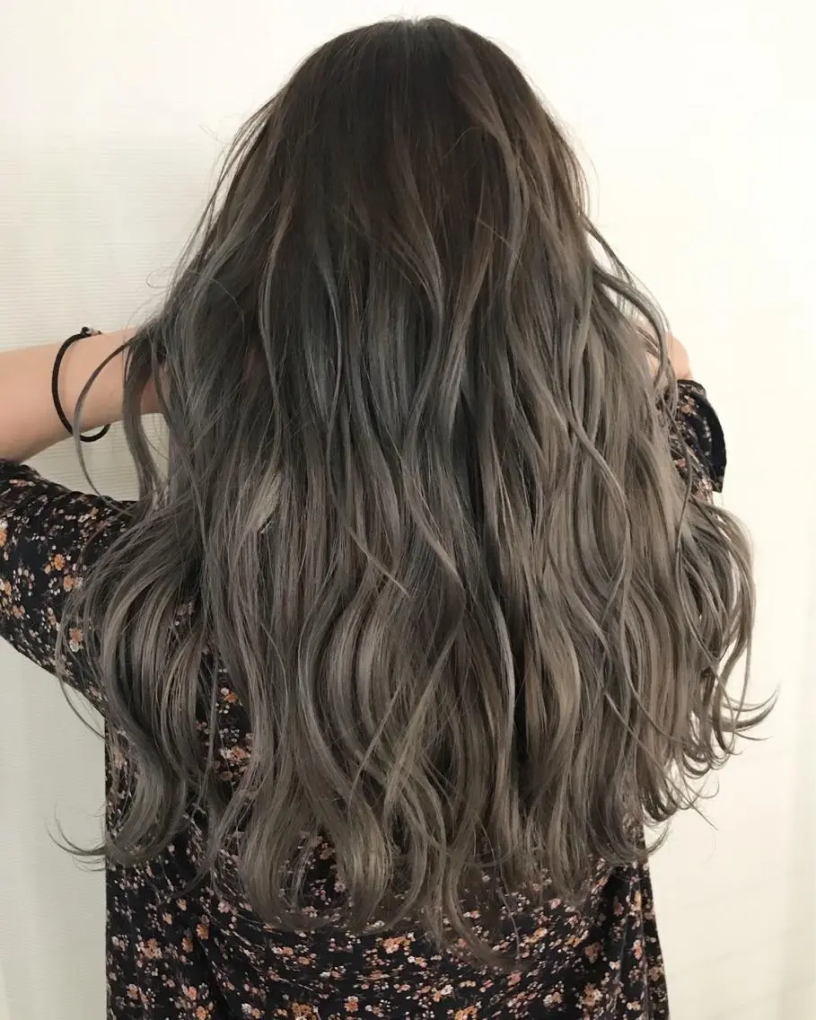 ロング カラー ヘアアレンジ 【公式】amble luxe池袋東口🩷のヘアスタイル