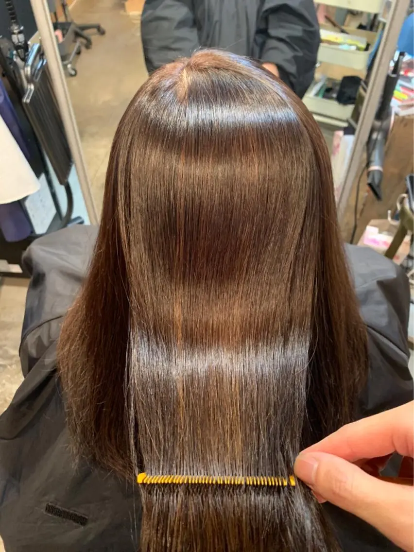 セミロング カラー 髪質改善 トリートメント トリートメント ヨッ シーのヘアスタイル