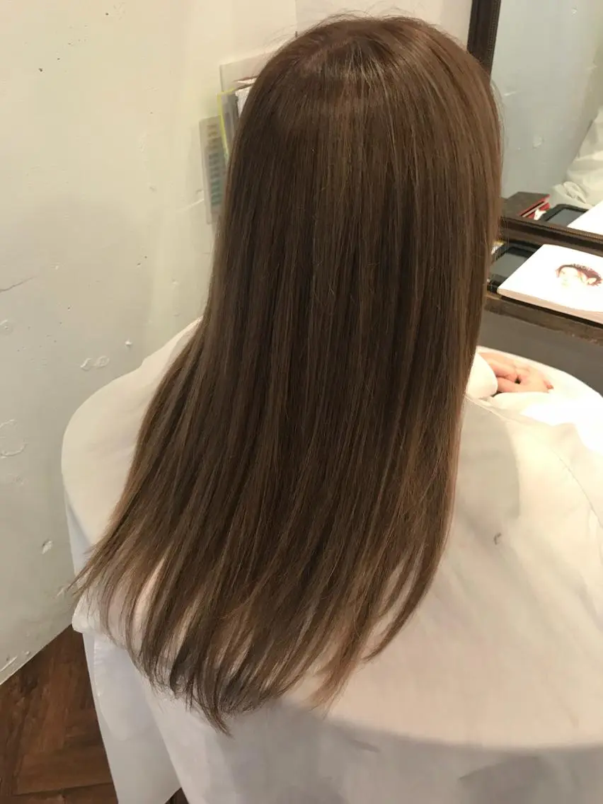 カラー ヘアカラー 小森谷 亮太のヘアスタイル