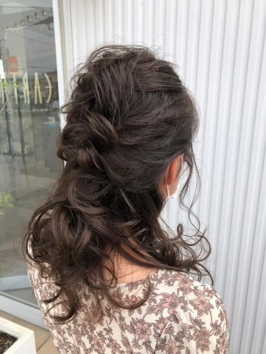 セミロング カラー ヘアアレンジ カット ヘアカラー 宍戸 海斗のヘアスタイル