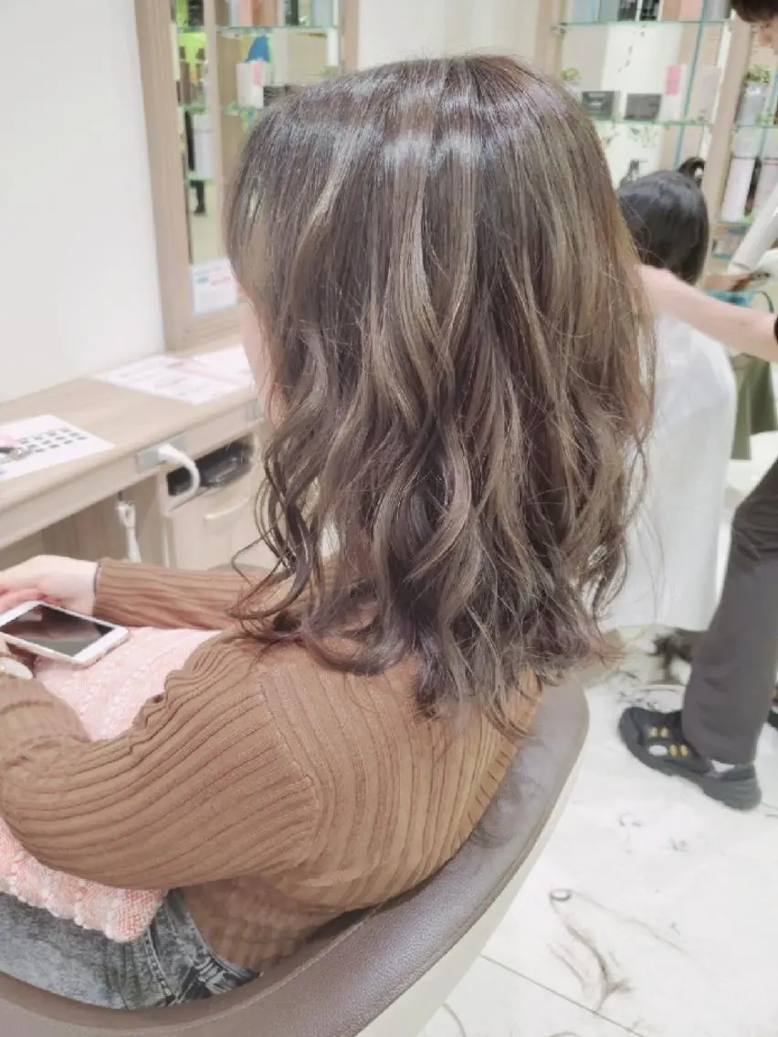 セミロング カラー アッシュ ベージュカラー カラー特化🔥中村 和貴<Ash津田沼>のヘアスタイル