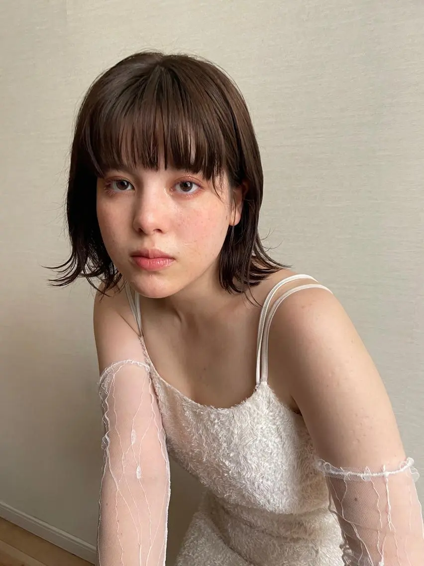 ミディアム 🍋透け感カラー🍃 オリーブ🍐Kahoのヘアスタイル